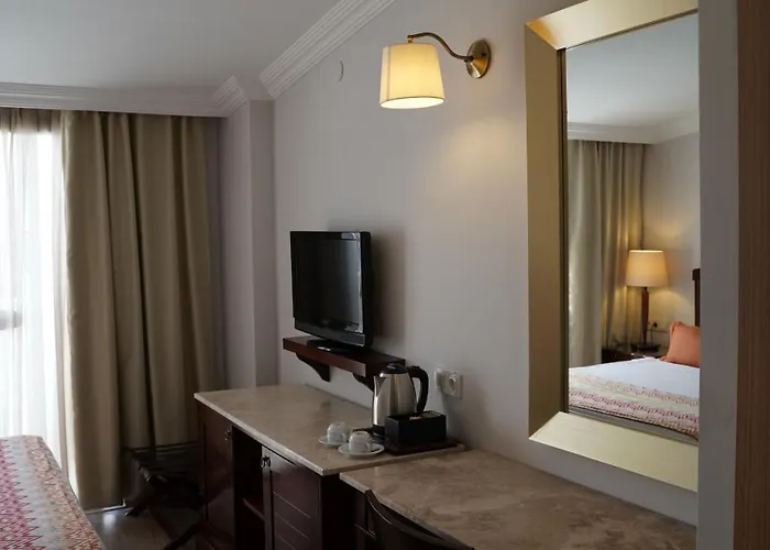 Akdora & Spa Hotell 4*