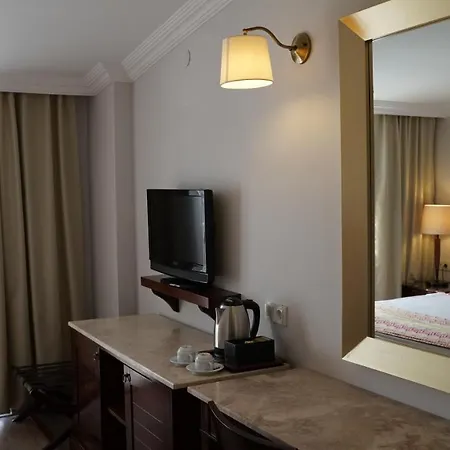 Akdora & Spa Otel 4*