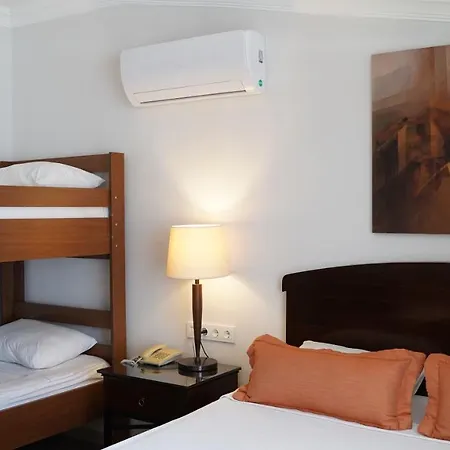 Akdora & Spa Otel 4*